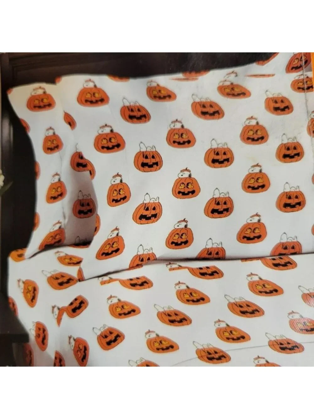 Cozy Halloween Peanuts Themed Queen Sheet Set - White Pumpkins, Fall Decor